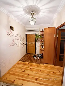 Satılır 3 otaqlı yeni tikili 80 m²