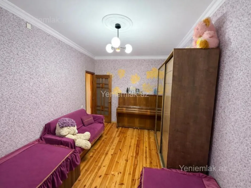 Satılır 3 otaqlı yeni tikili 80 m²