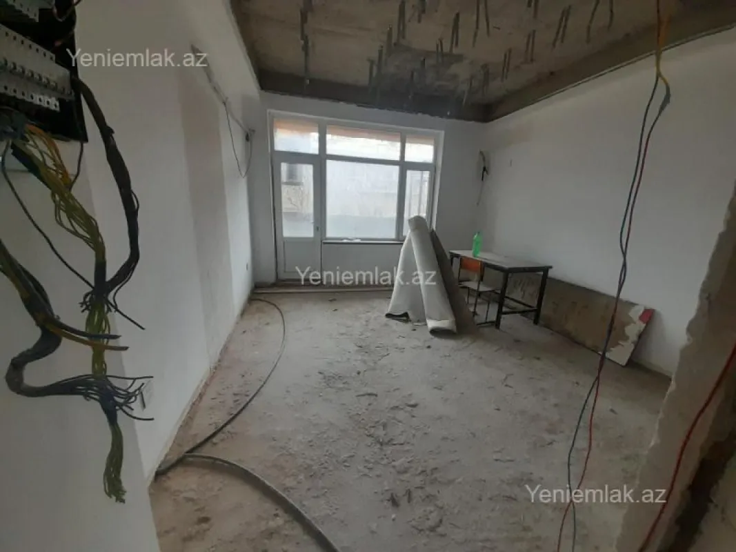 Satılır 2 otaqlı yeni tikili 115 m²