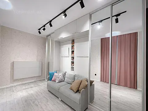 Satılır 3 otaqlı yeni tikili 80 m²