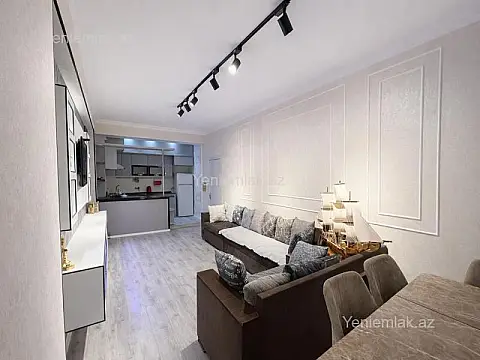 Satılır 3 otaqlı yeni tikili 80 m²