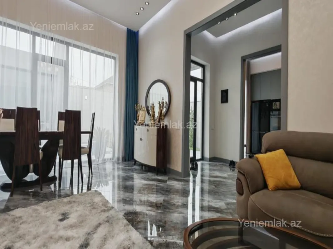 Satılır 4 otaqlı həyət evi 180 m²