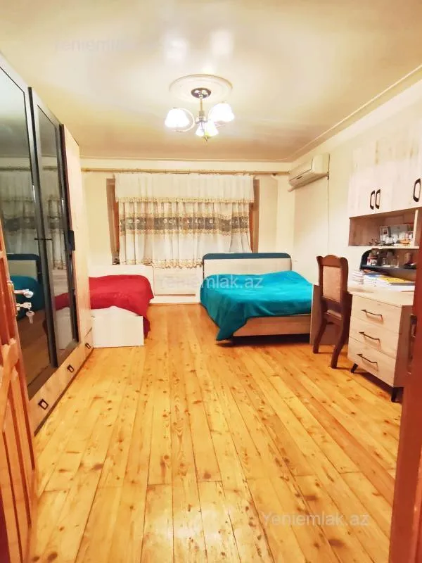 Satılır 3 otaqlı köhnə tikili 65 m²