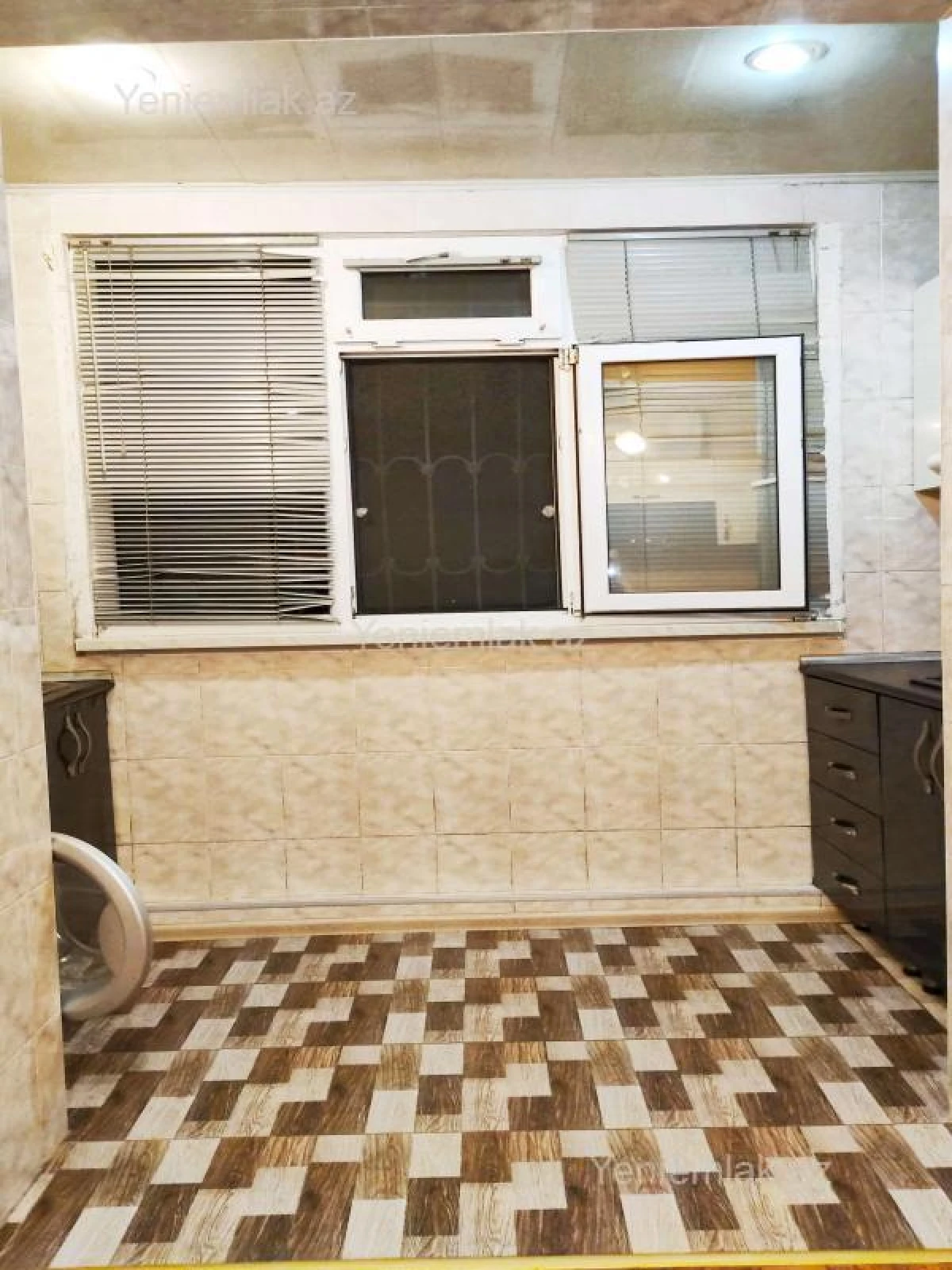 Satılır 3 otaqlı köhnə tikili 65 m²