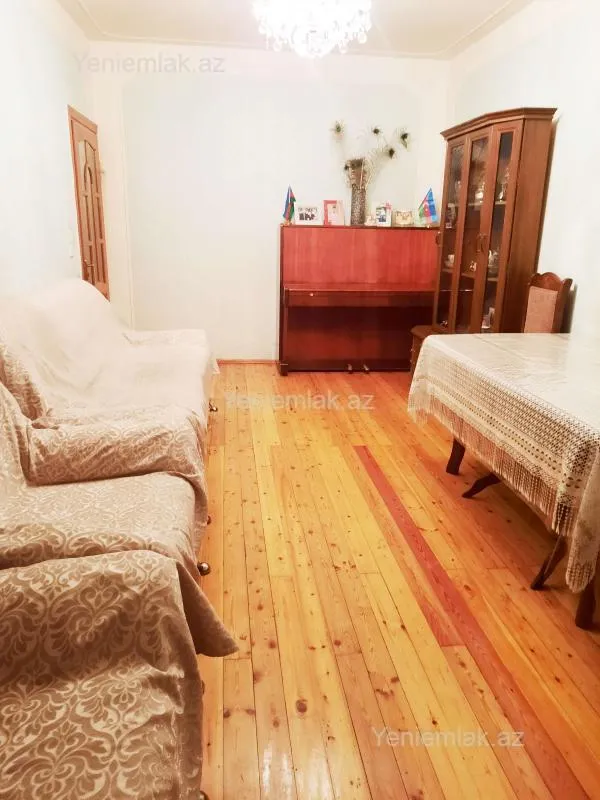 Satılır 3 otaqlı köhnə tikili 65 m²