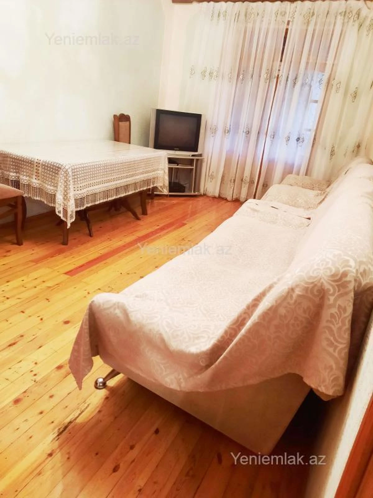 Satılır 3 otaqlı köhnə tikili 65 m²