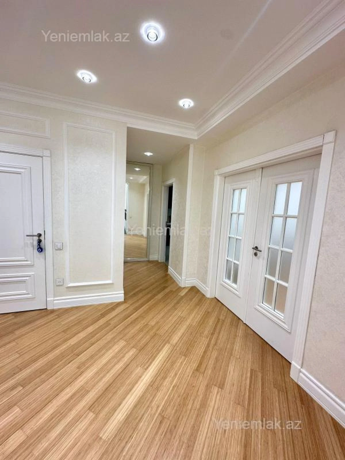 Satılır 3 otaqlı yeni tikili 145 m²