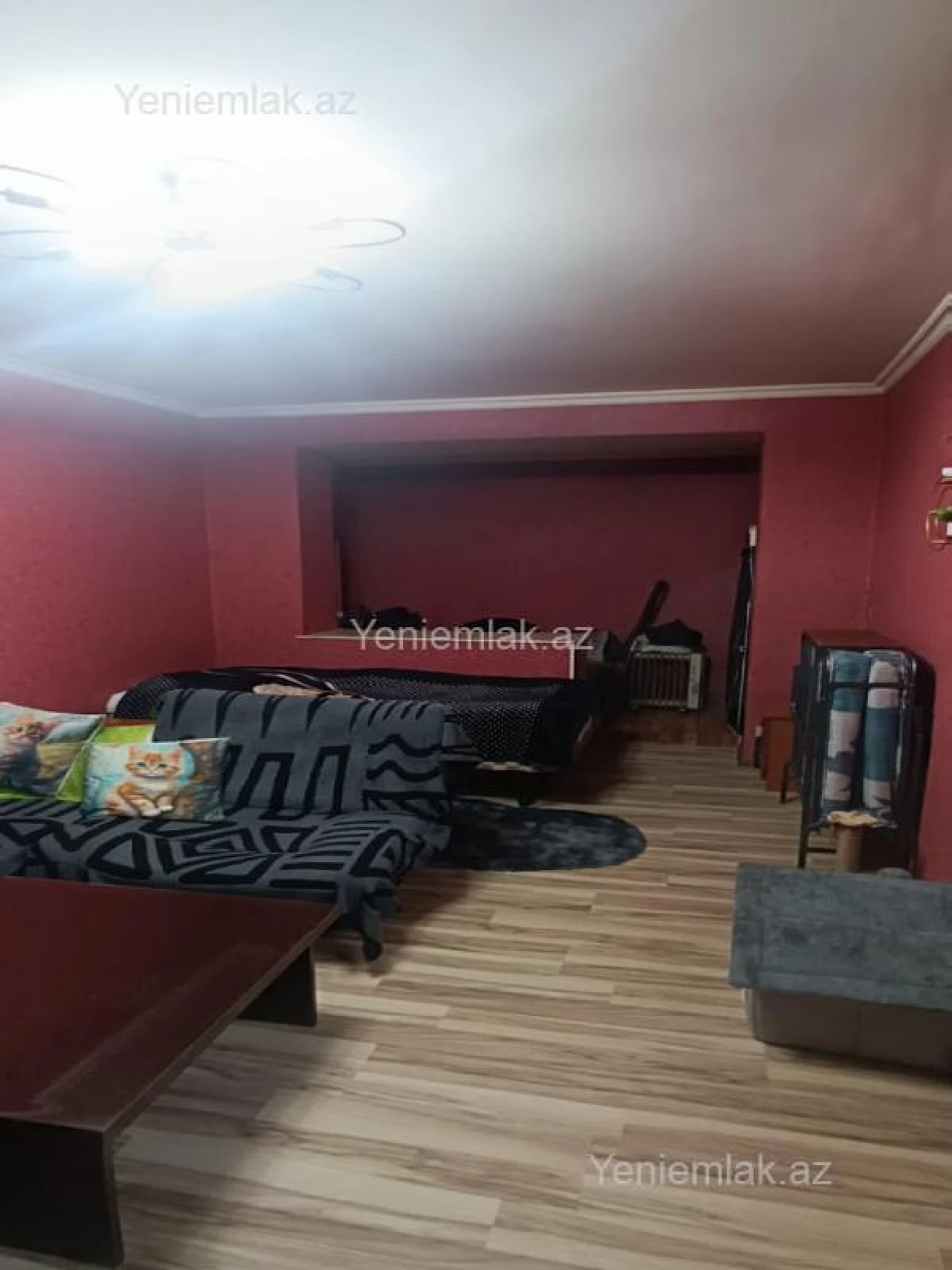 Satılır 1 otaqlı köhnə tikili 40 m²