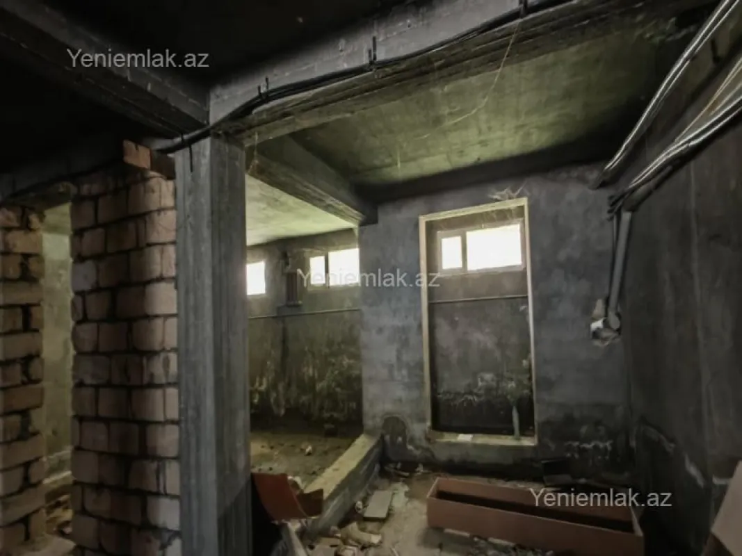 Satılır 3 otaqlı obyekt 143 m²