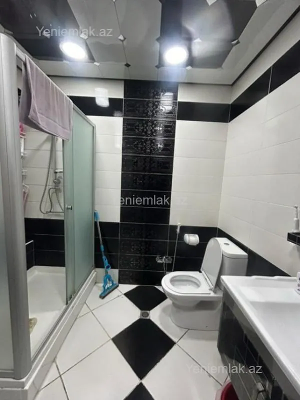 Satılır 4 otaqlı yeni tikili 140 m²