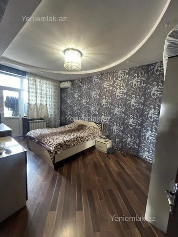 Satılır 4 otaqlı yeni tikili 140 m²