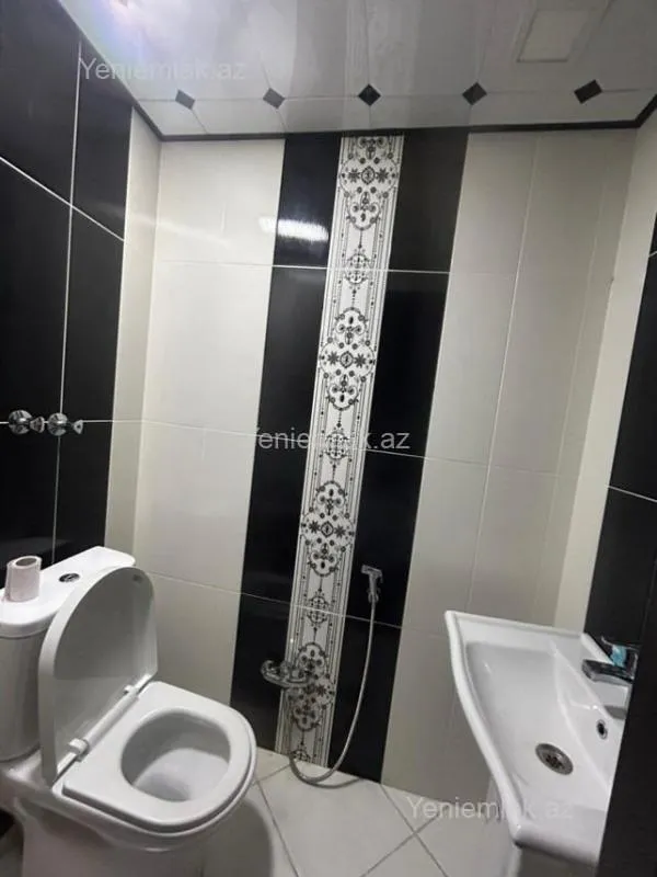 Satılır 4 otaqlı yeni tikili 140 m²
