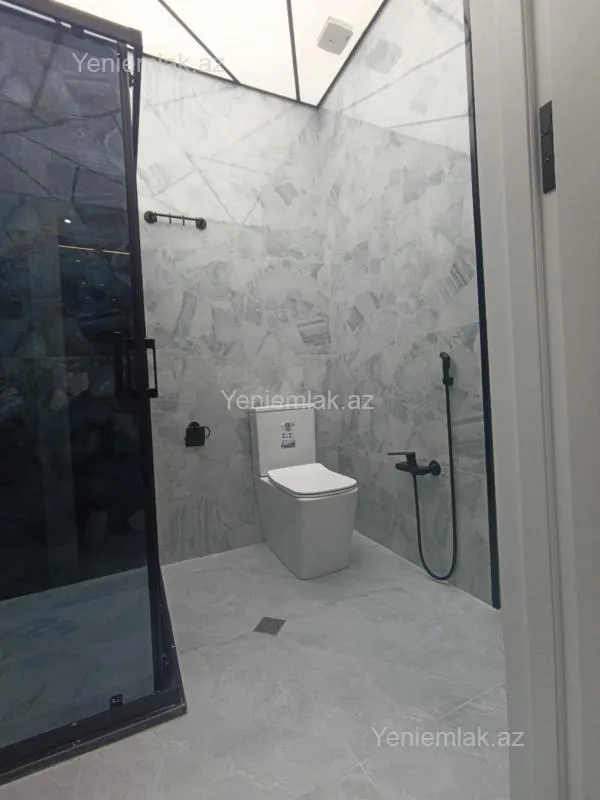 Satılır 2 otaqlı yeni tikili 70 m²