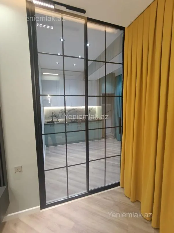 Satılır 2 otaqlı yeni tikili 70 m²