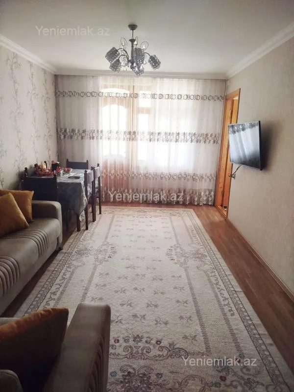 Satılır 3 otaqlı köhnə tikili 62 m²