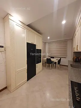 Satılır 4 otaqlı yeni tikili 135 m²