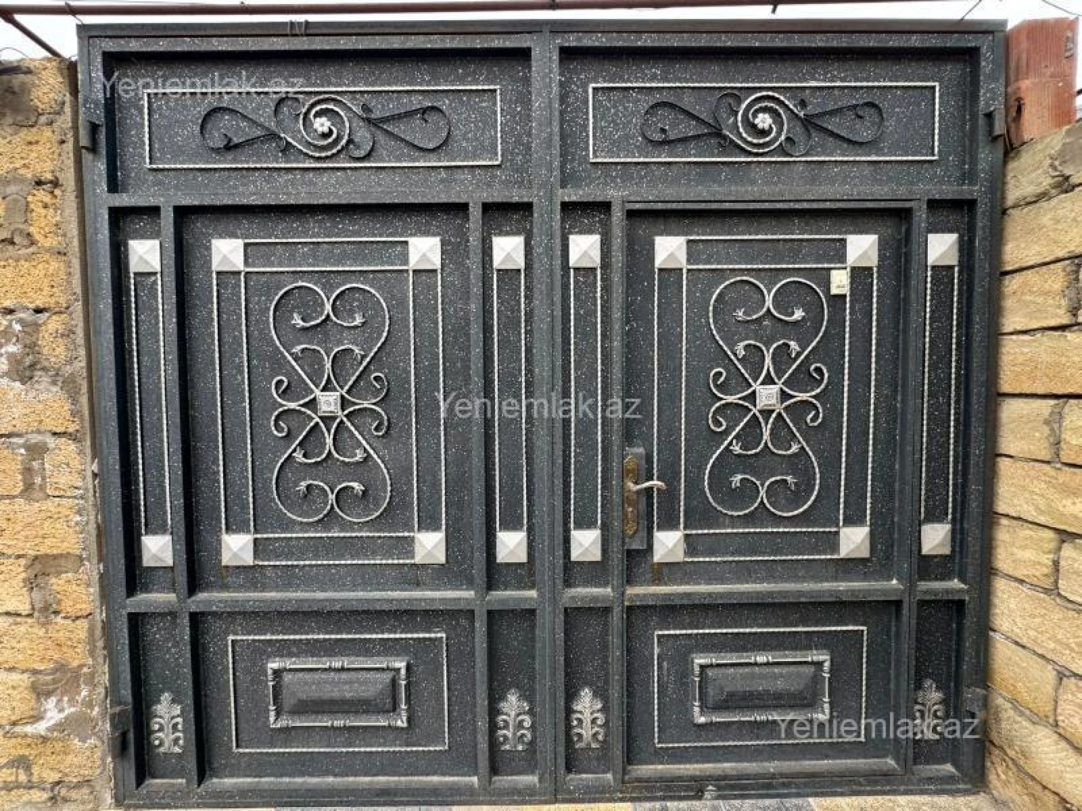 Satılır 4 otaqlı həyət evi 120 m²