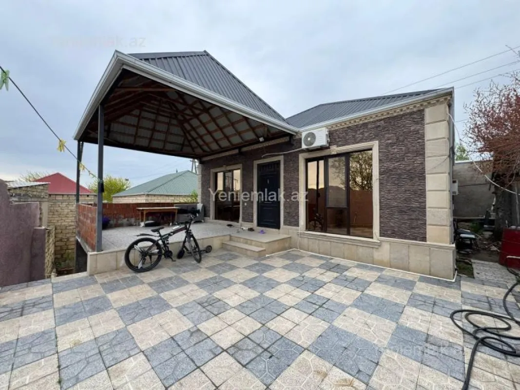Satılır 4 otaqlı həyət evi 120 m²
