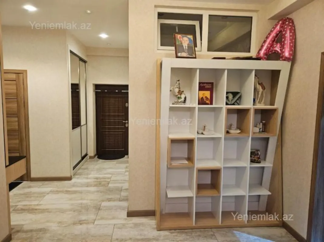 Satılır 3 otaqlı yeni tikili 113 m²