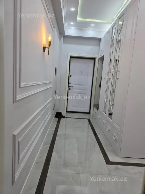 Satılır 3 otaqlı yeni tikili 94 m²