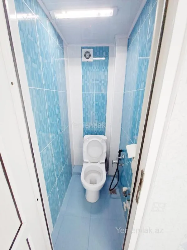 Satılır 3 otaqlı köhnə tikili 68 m²