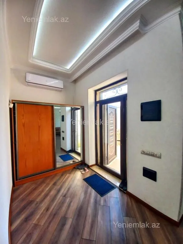 Satılır 5 otaqlı həyət evi 156 m²