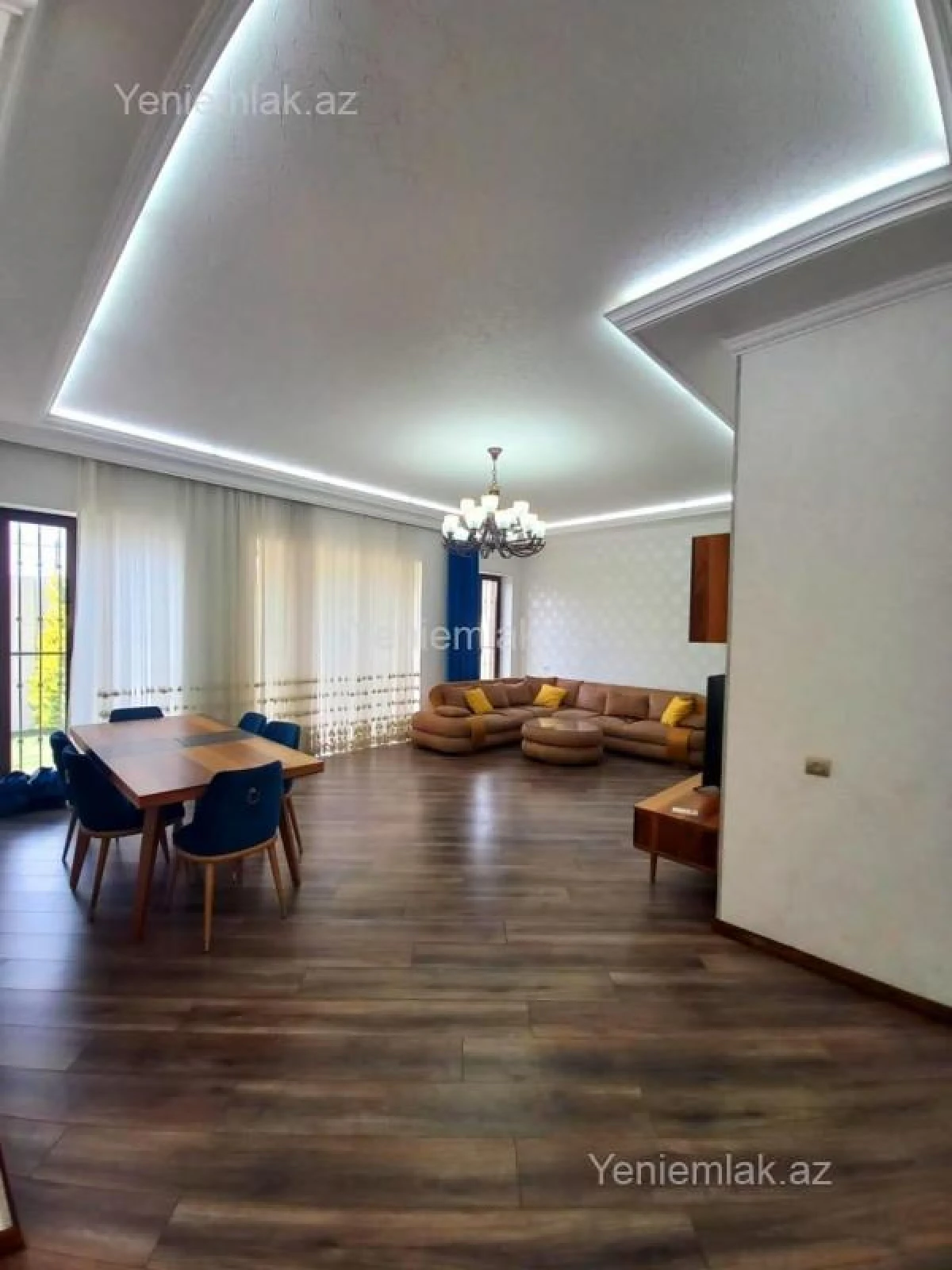 Satılır 5 otaqlı həyət evi 156 m²