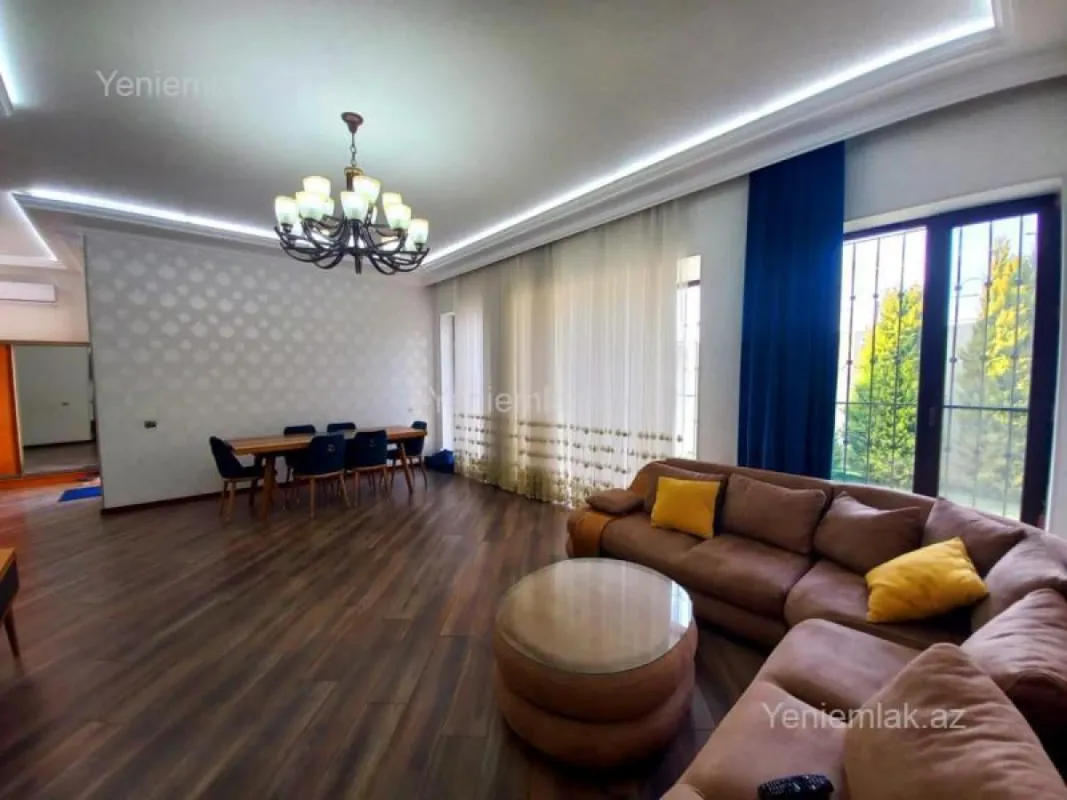 Satılır 5 otaqlı həyət evi 156 m²