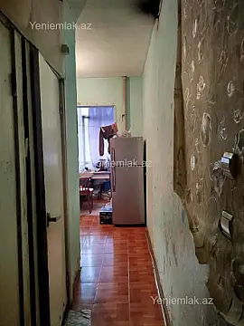 Satılır 3 otaqlı köhnə tikili 90 m²