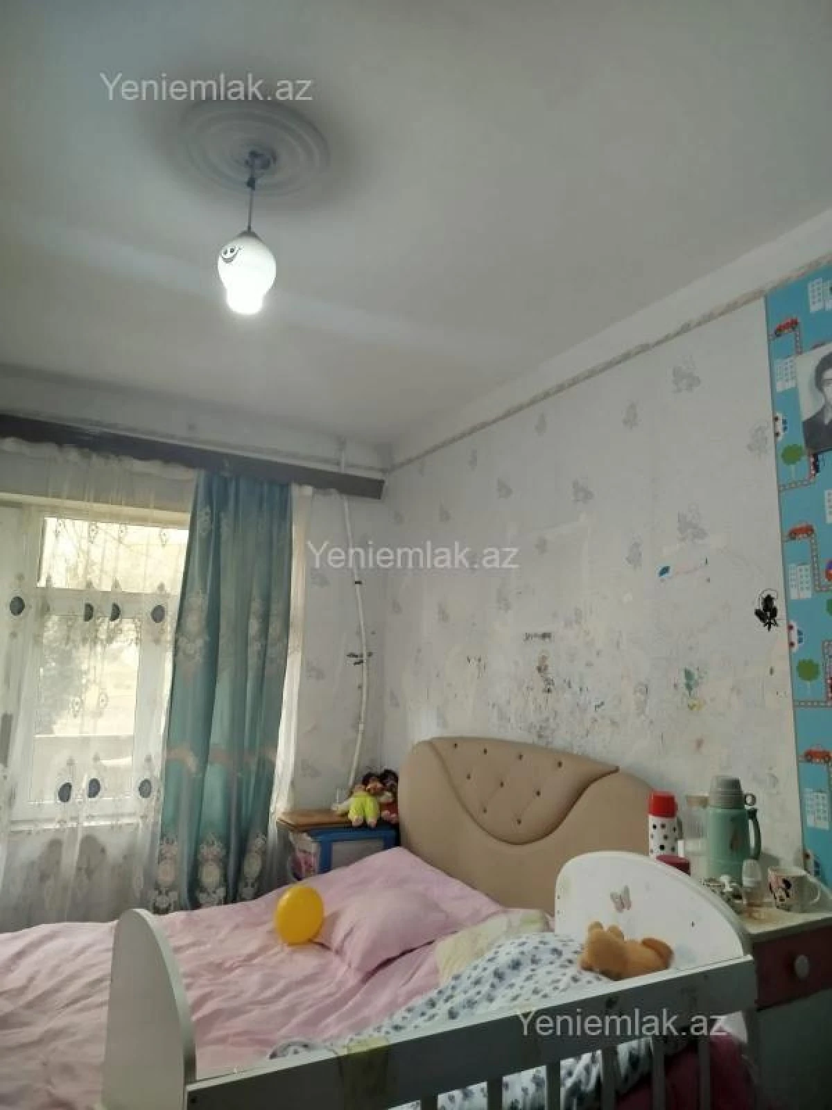 Satılır 3 otaqlı köhnə tikili 90 m²
