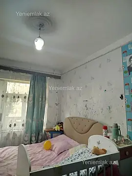Satılır 3 otaqlı köhnə tikili 90 m²