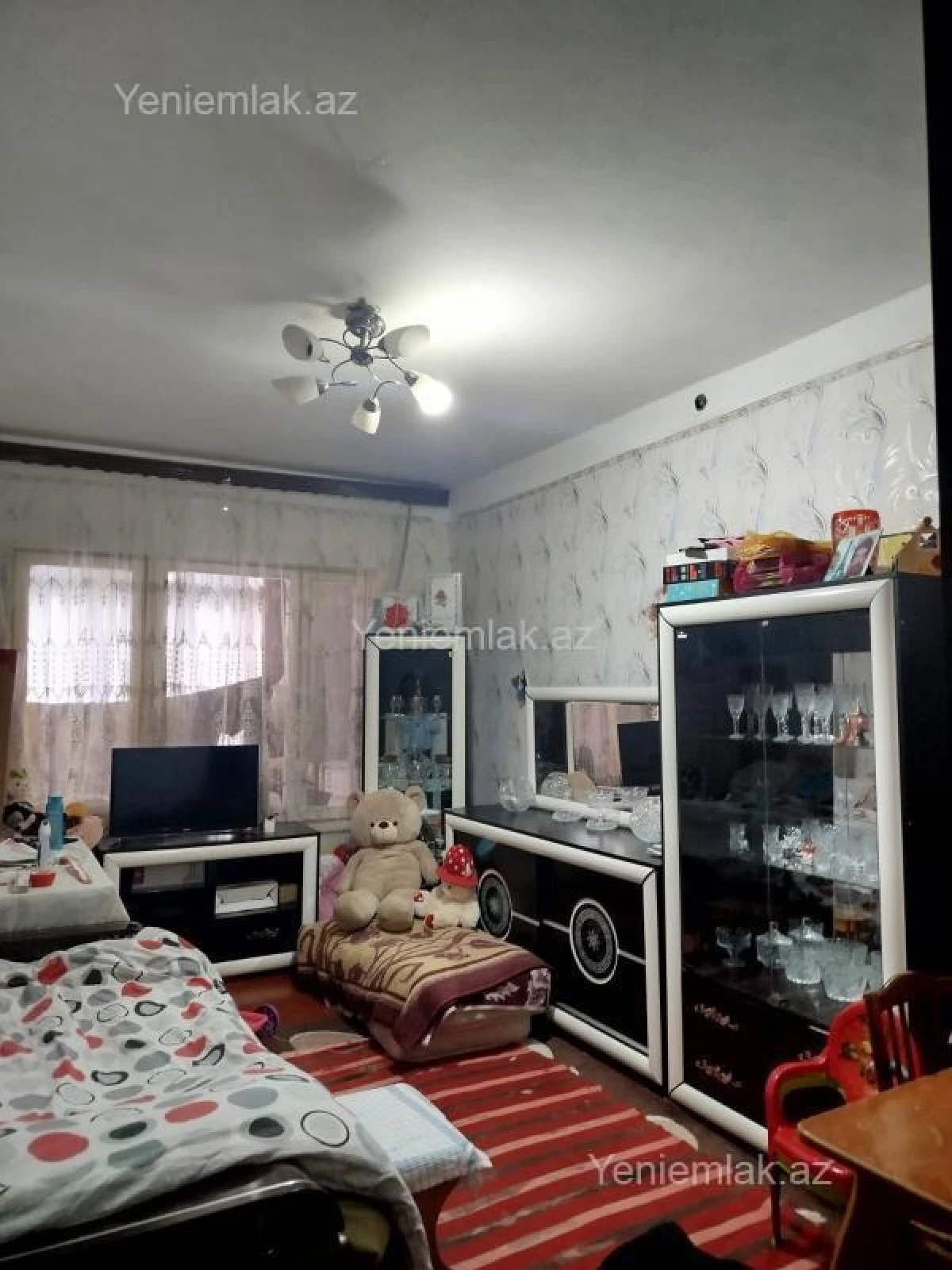Satılır 3 otaqlı köhnə tikili 90 m²