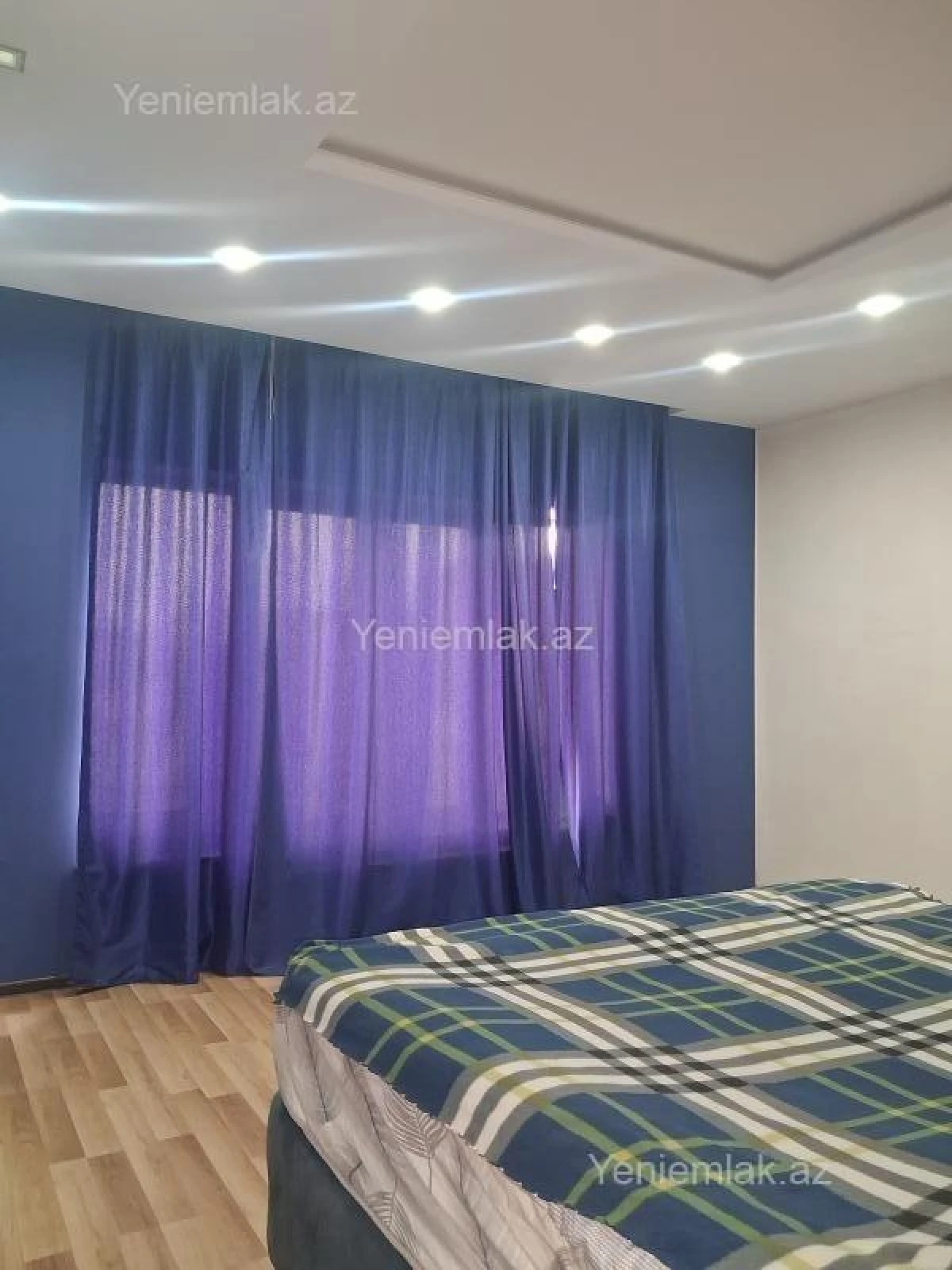 Satılır 5 otaqlı həyət evi 250 m²