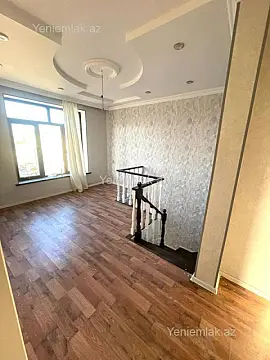 Satılır 4 otaqlı həyət evi 180 m²