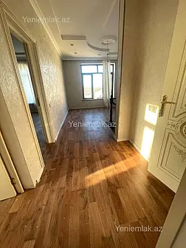 Satılır 4 otaqlı həyət evi 180 m²