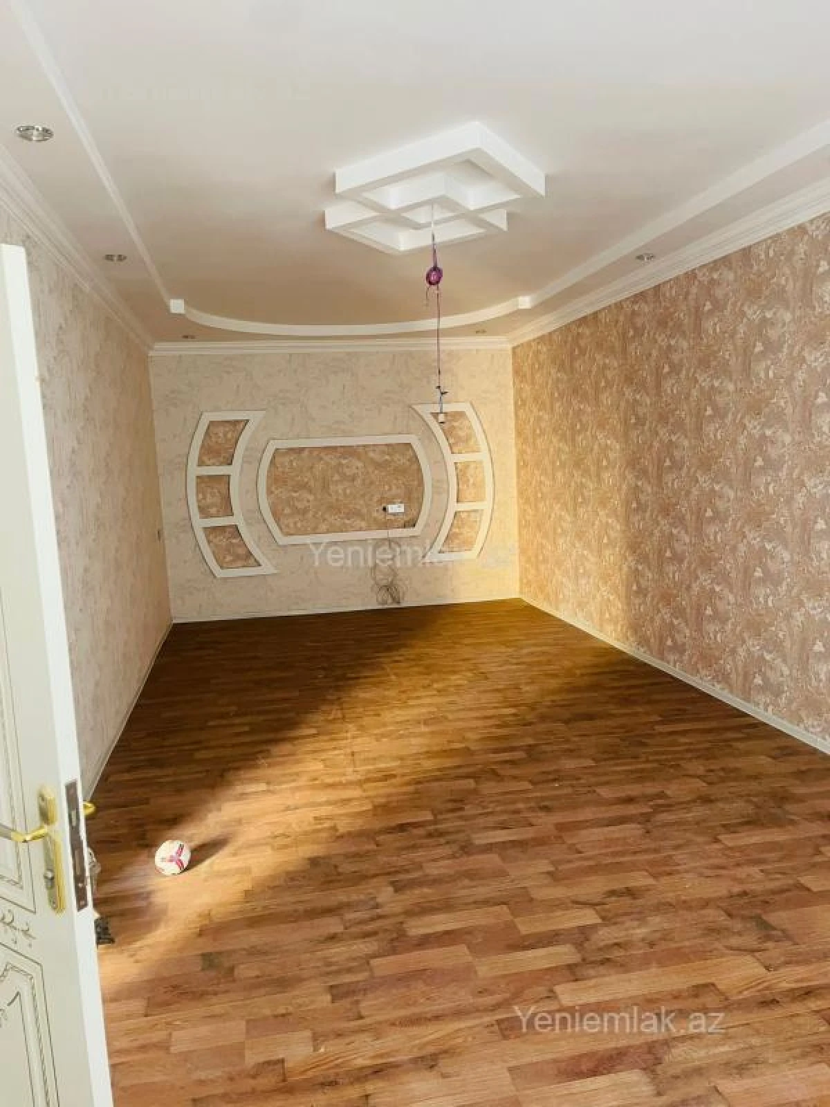 Satılır 4 otaqlı həyət evi 180 m²