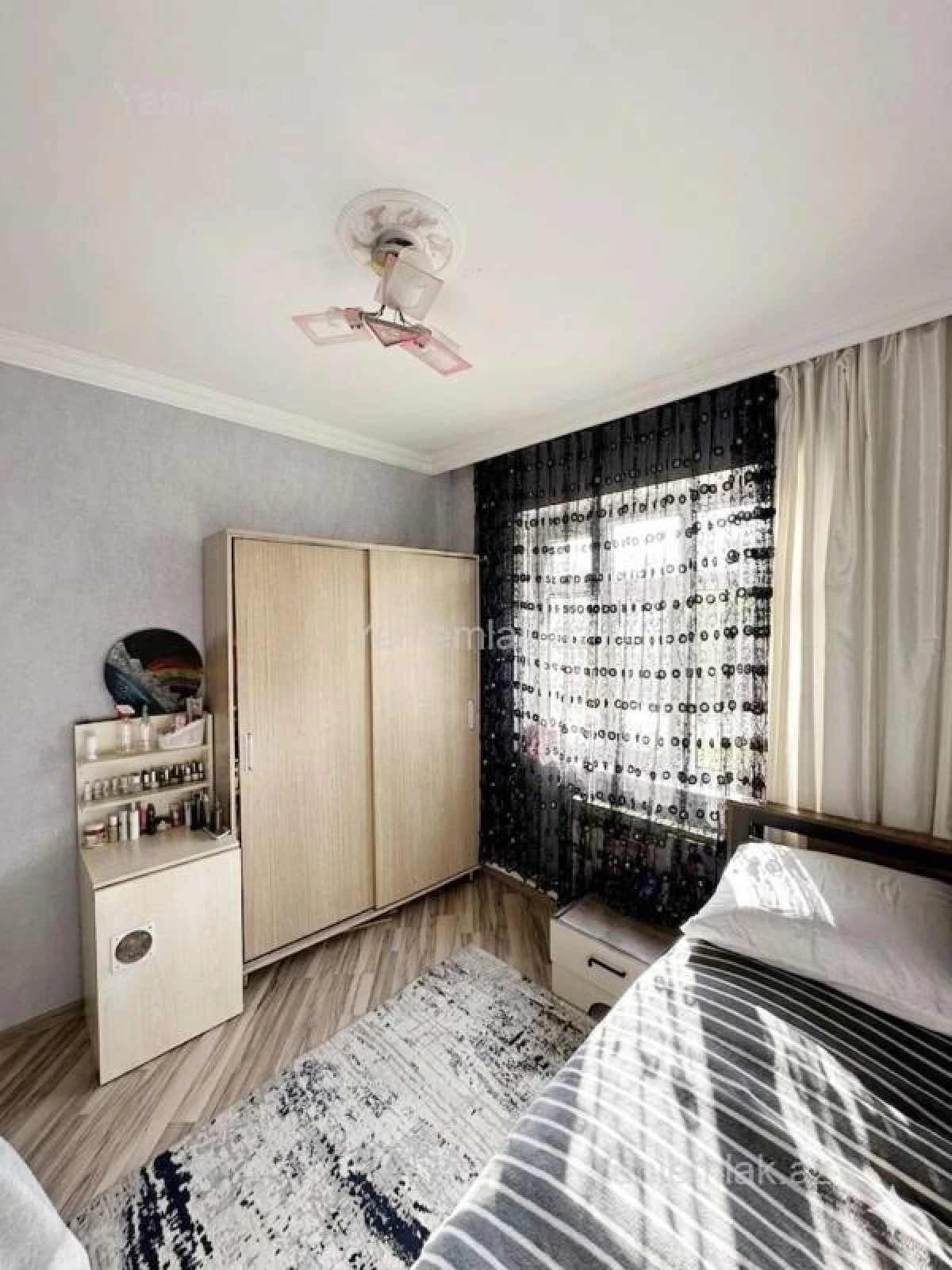 Satılır 3 otaqlı köhnə tikili 68 m²