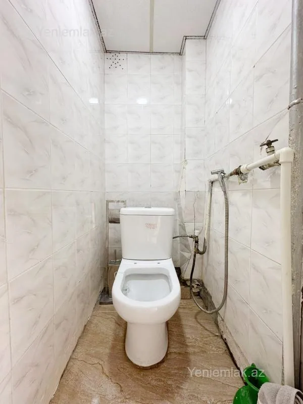 Satılır 3 otaqlı köhnə tikili 68 m²