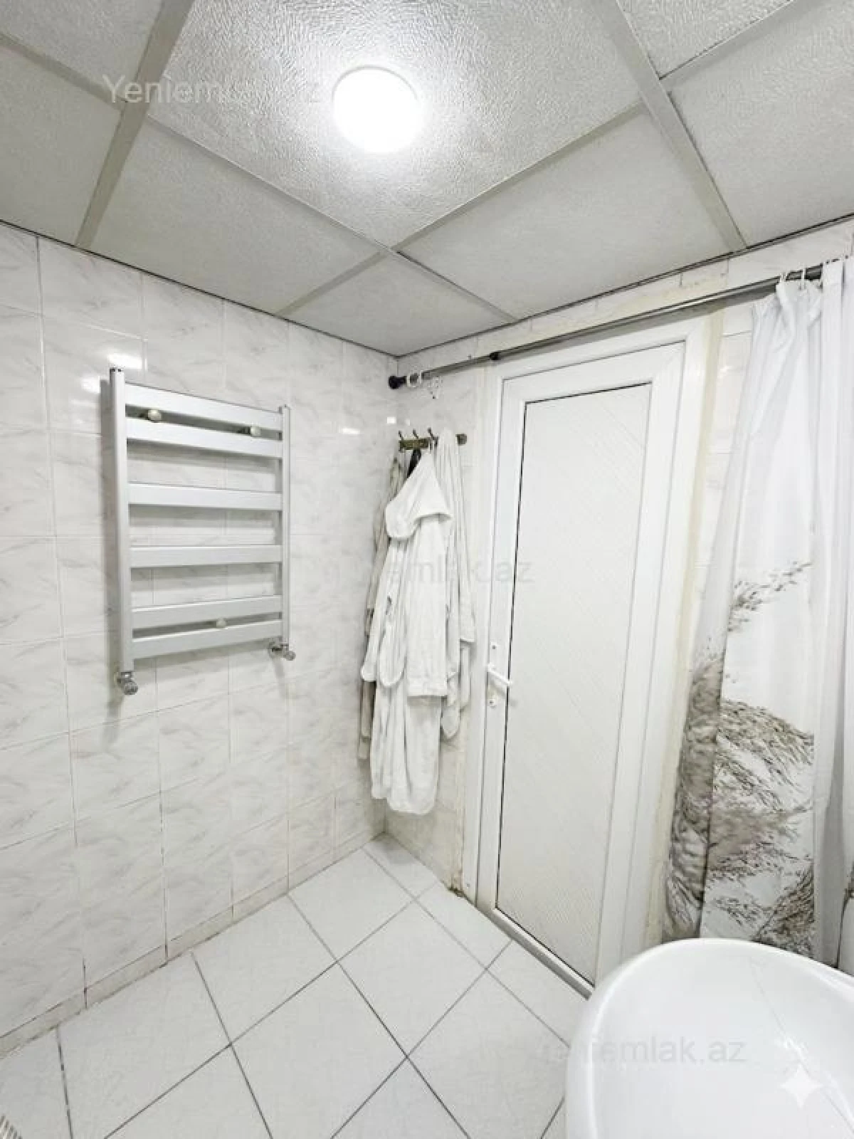 Satılır 3 otaqlı köhnə tikili 68 m²