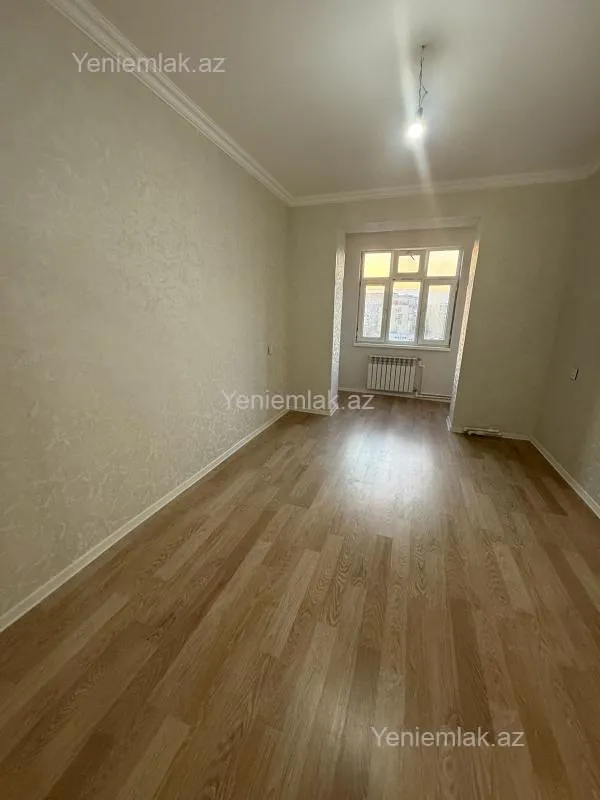 Satılır 2 otaqlı köhnə tikili 58 m²