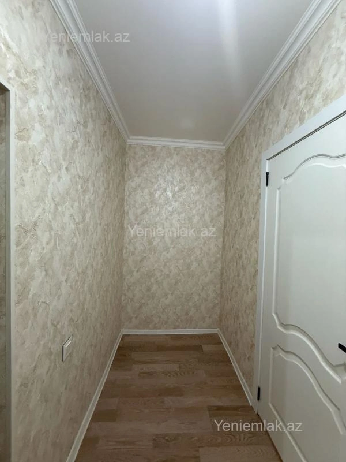Satılır 2 otaqlı köhnə tikili 58 m²