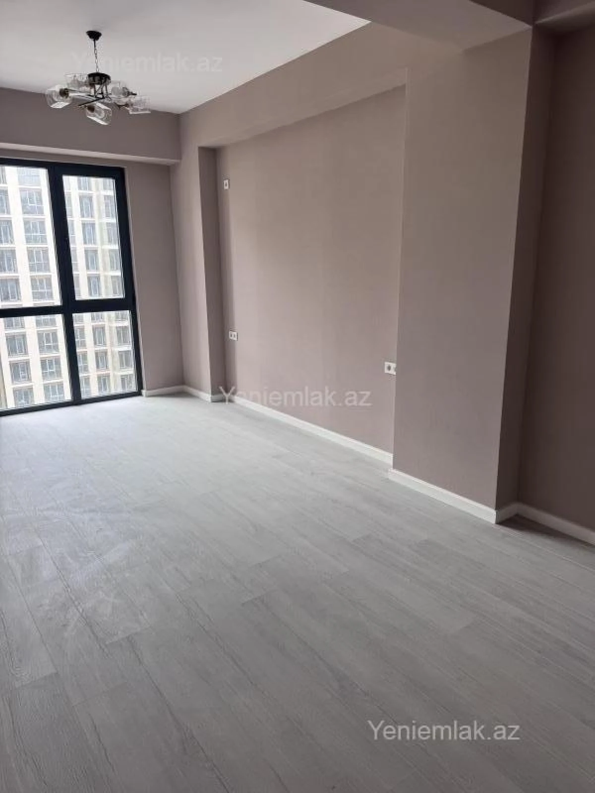 Satılır 5 otaqlı yeni tikili 126.3 m²