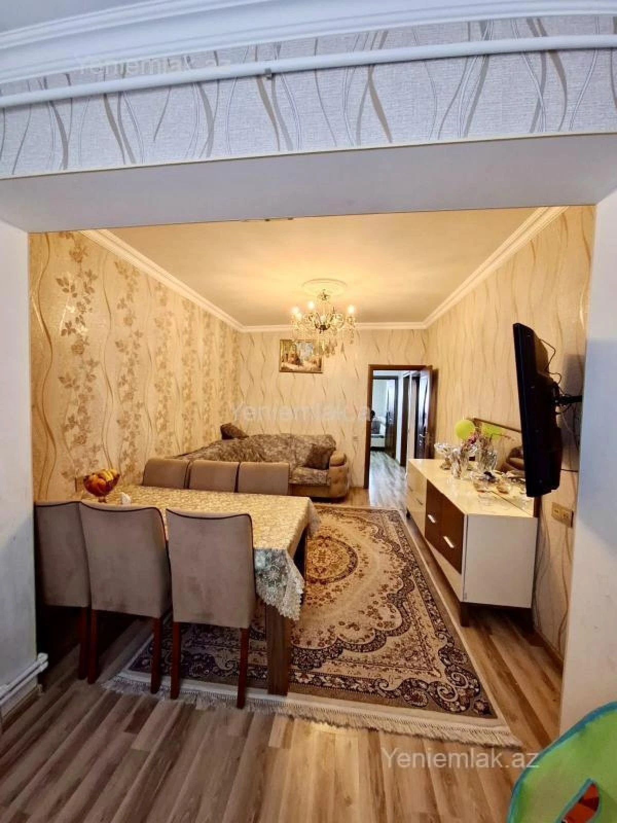 Satılır 2 otaqlı köhnə tikili 65 m²