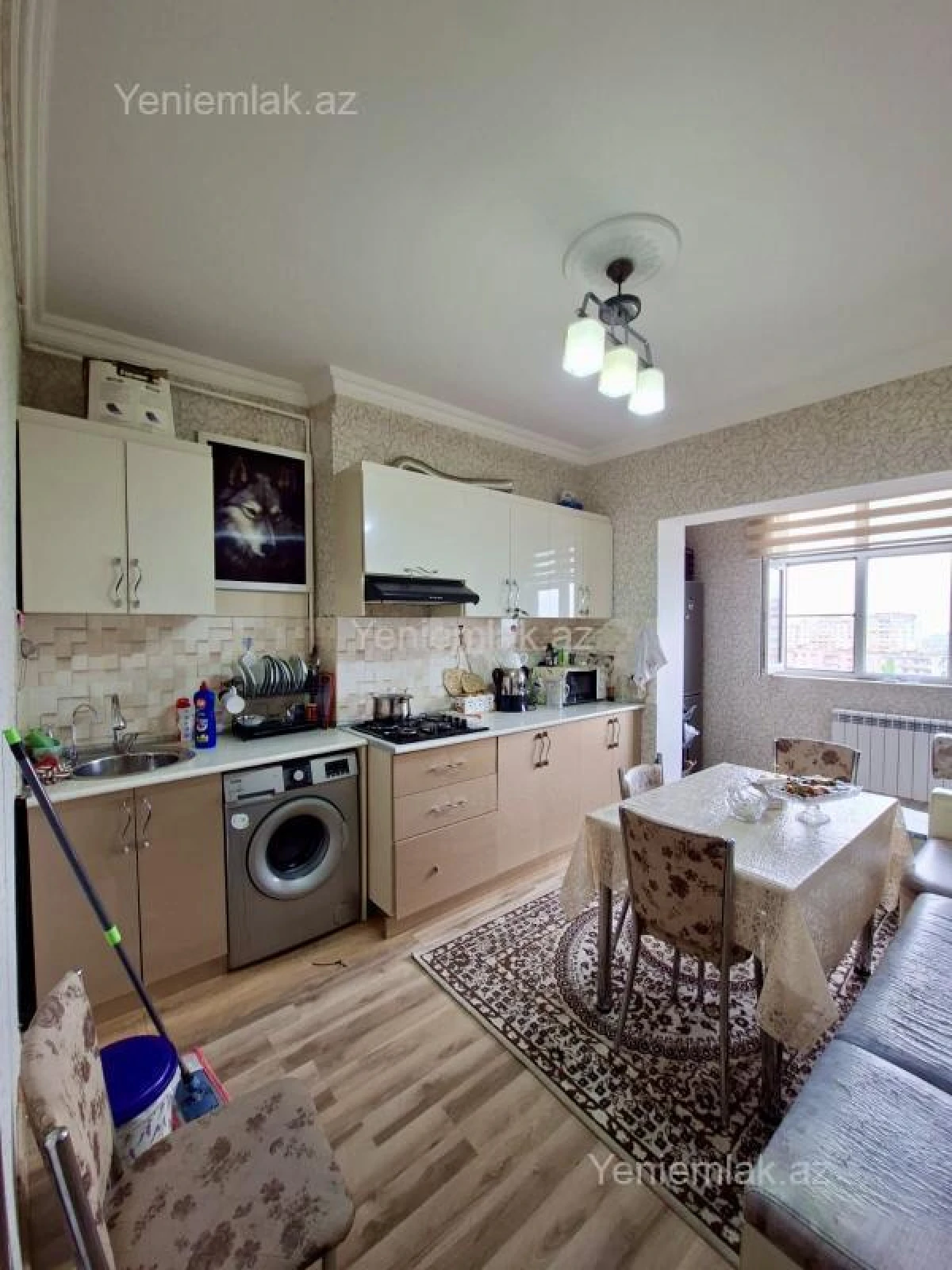 Satılır 2 otaqlı köhnə tikili 65 m²