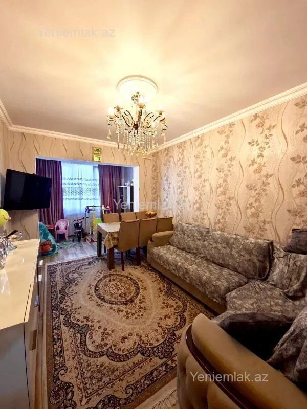 Satılır 2 otaqlı köhnə tikili 65 m²