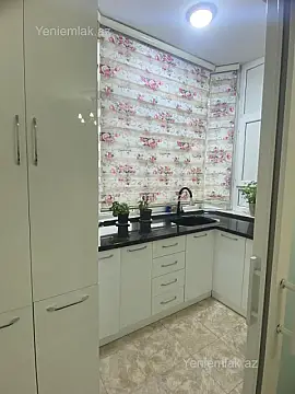 Satılır 2 otaqlı yeni tikili 60 m²
