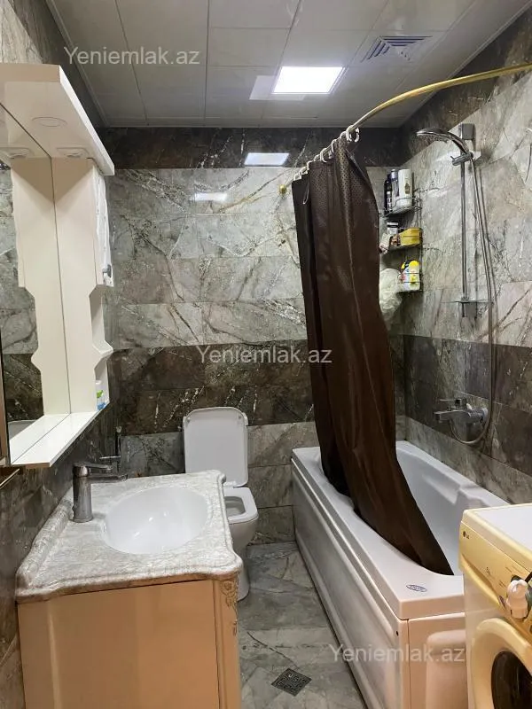 Satılır 2 otaqlı yeni tikili 60 m²