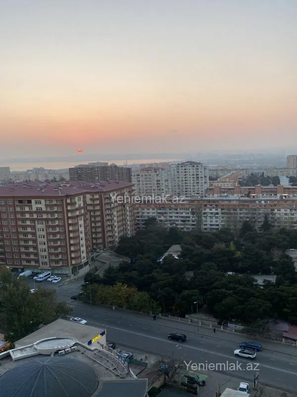 Satılır 2 otaqlı yeni tikili 60 m²