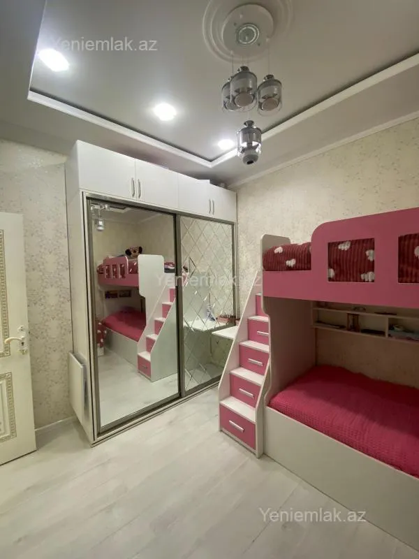 Satılır 2 otaqlı yeni tikili 85.5 m²