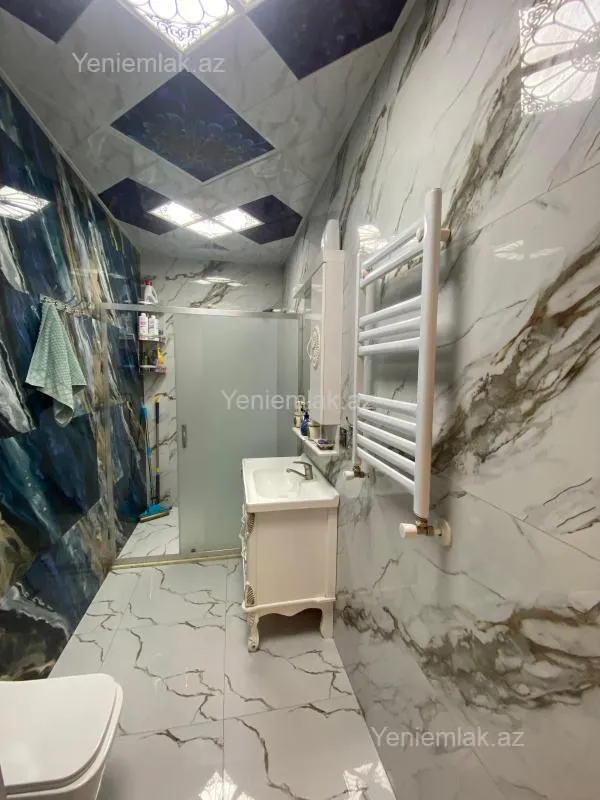 Satılır 2 otaqlı yeni tikili 85.5 m²